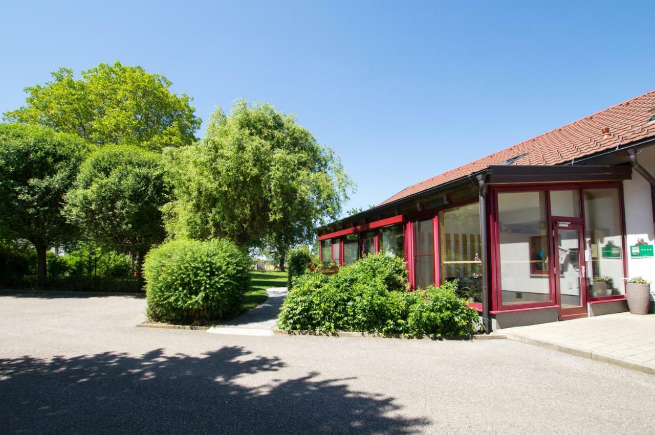 Гостьовий будинок Sonnenblumenhof Muehlheim Екстер'єр фото